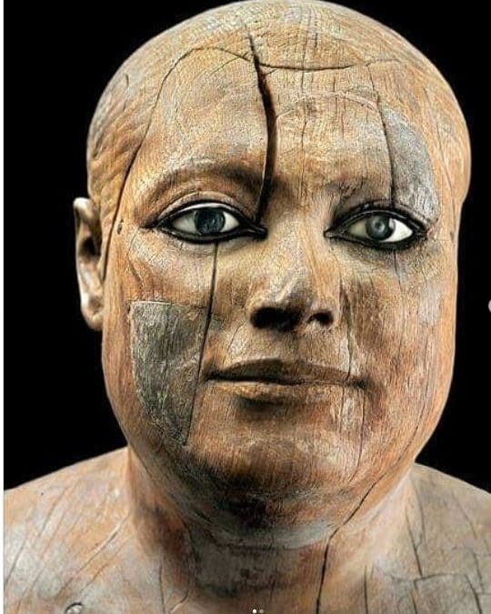 Sideways, Stiff and Striding: Why did the Egyptians draw that way?