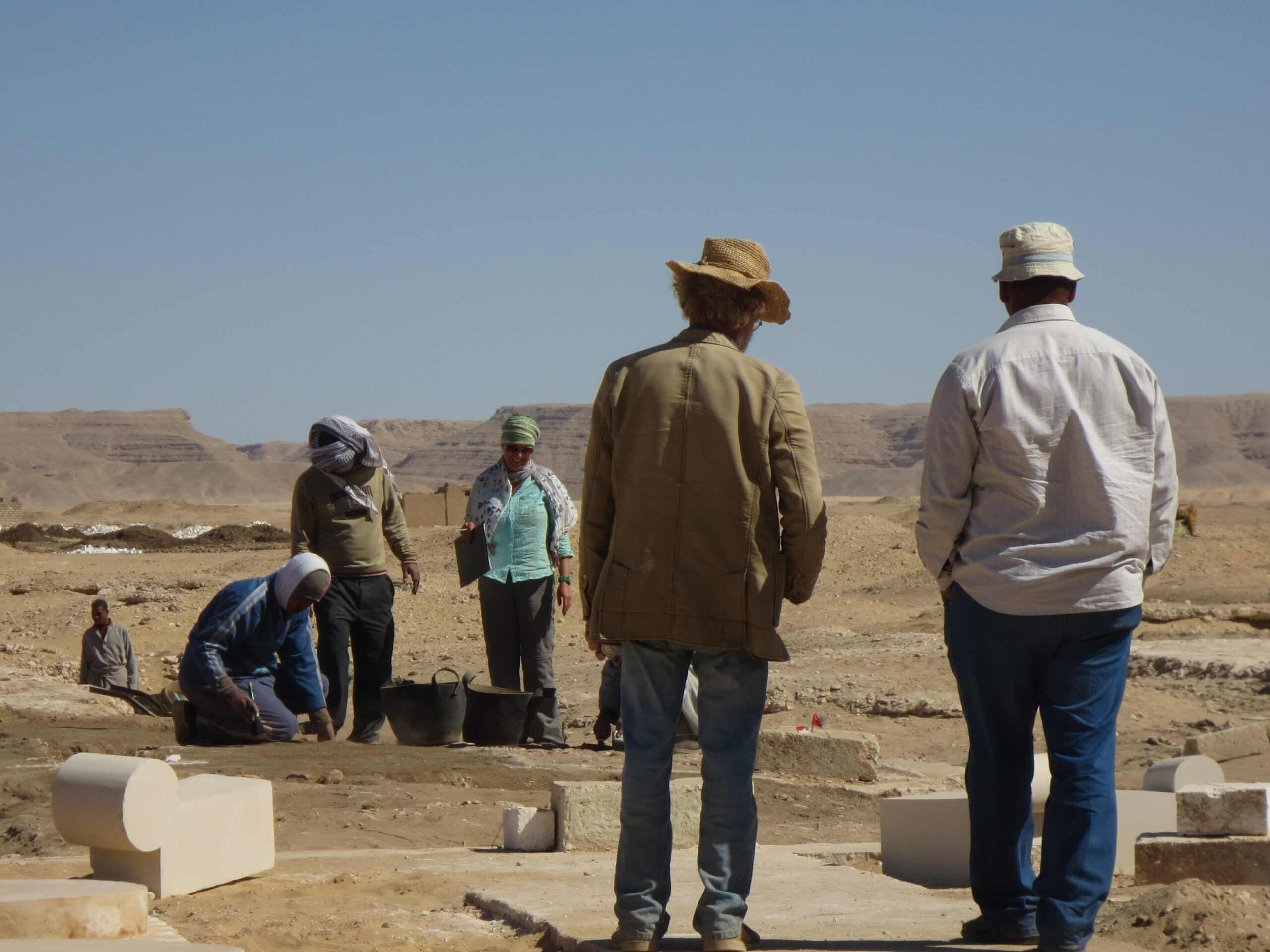 Barry Kemp and team surveys the site. 2013