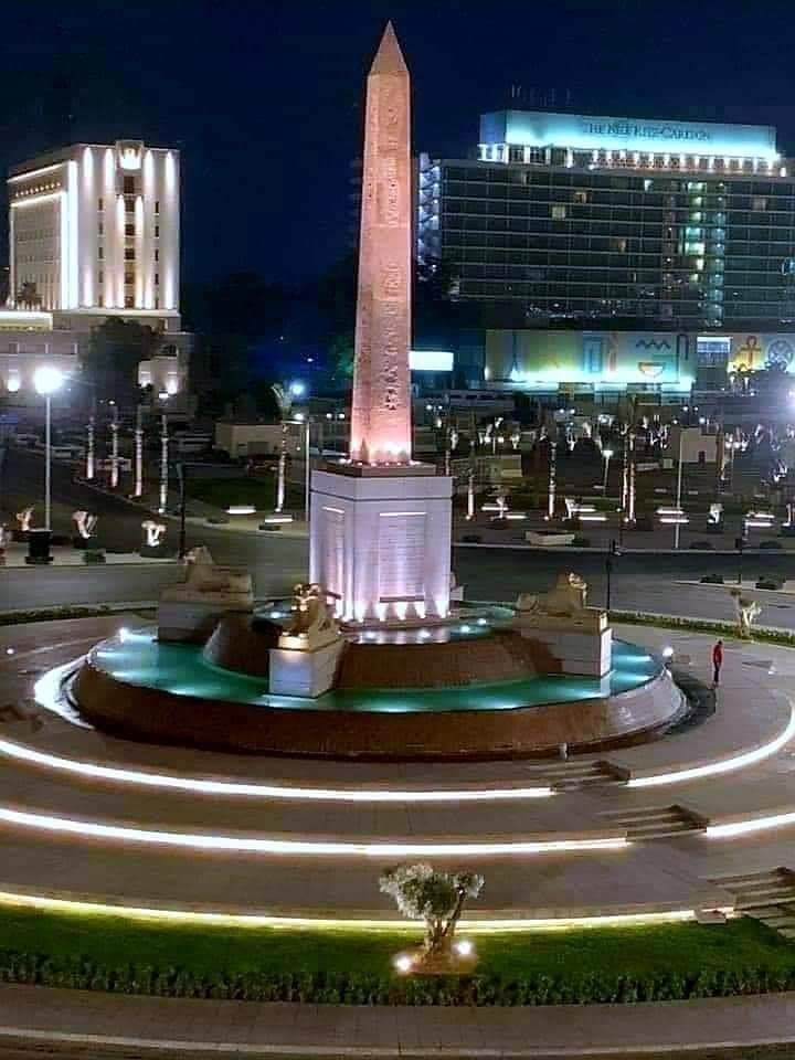 obelisk and sphinxes 2020 tahrir